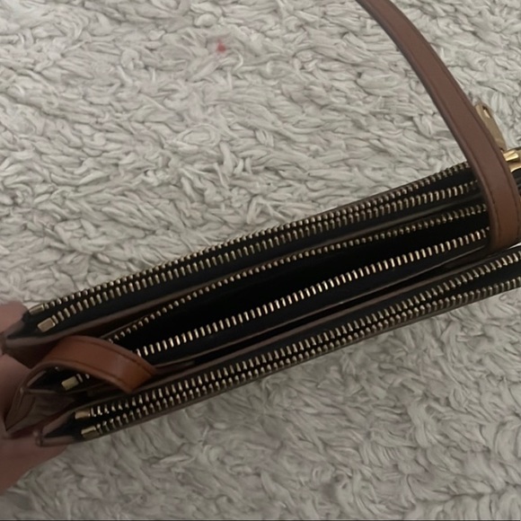 🛑SOLD🛑Balmain 3 pouches 22 Canvas Bag - Picture 4 of 10